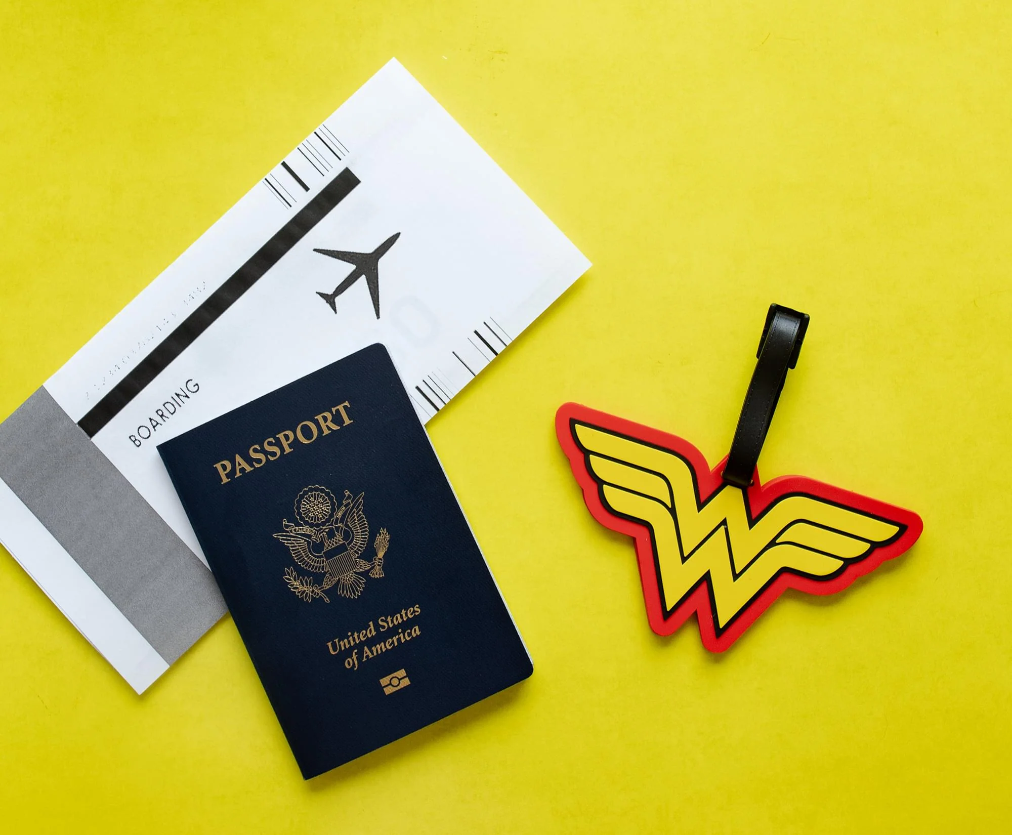 DC Comics Wonder Woman Logo Travel Luggage Tag With Suitcase ID Card Label - Image 4