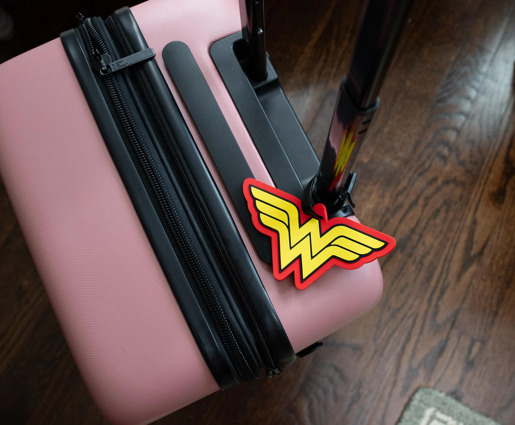 DC Comics Wonder Woman Logo Travel Luggage Tag With Suitcase ID Card Label - Image 7