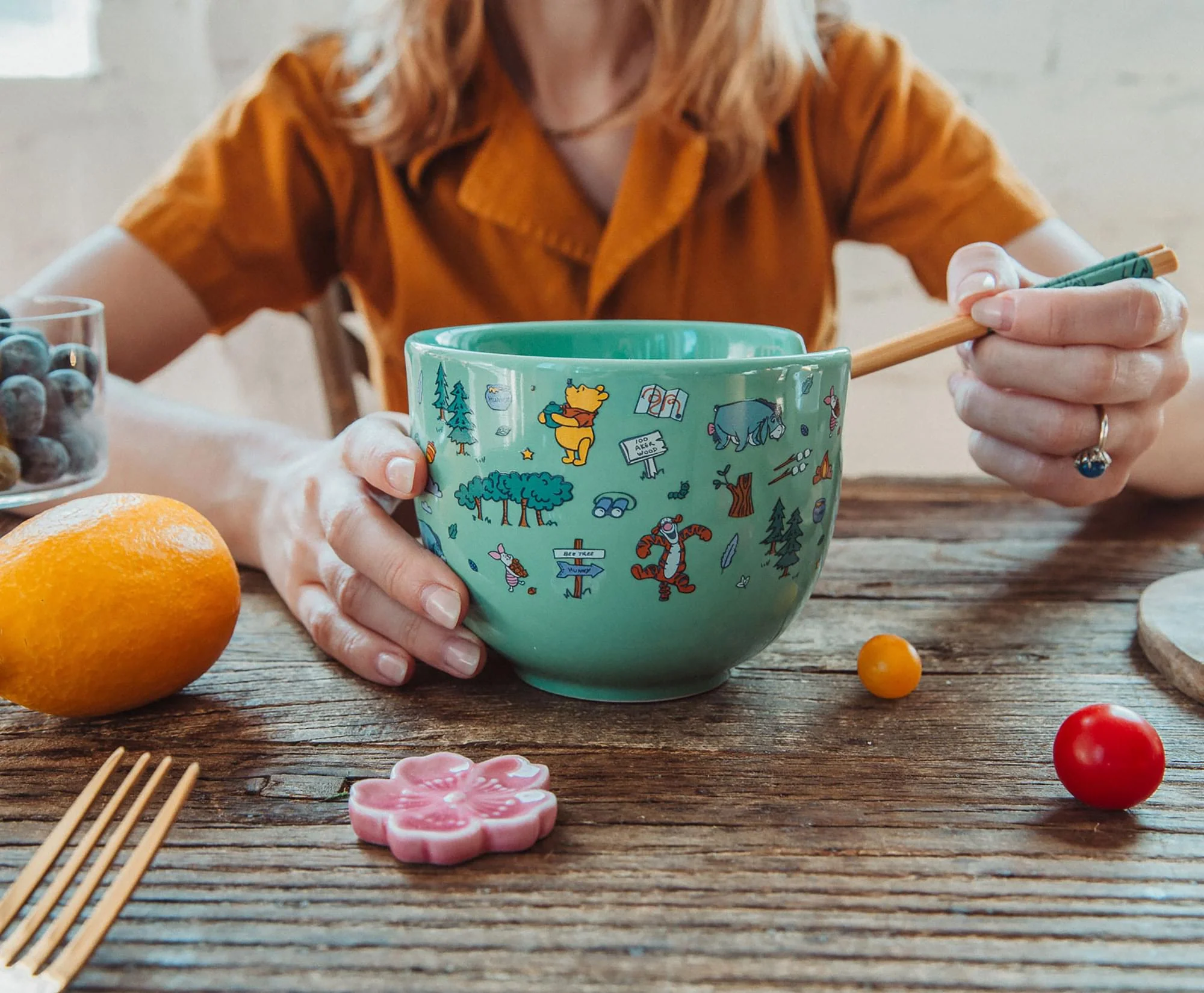 Disney Winnie the Pooh Allover Icons 20-Ounce Ramen Bowl and Chopstick Set - Image 3