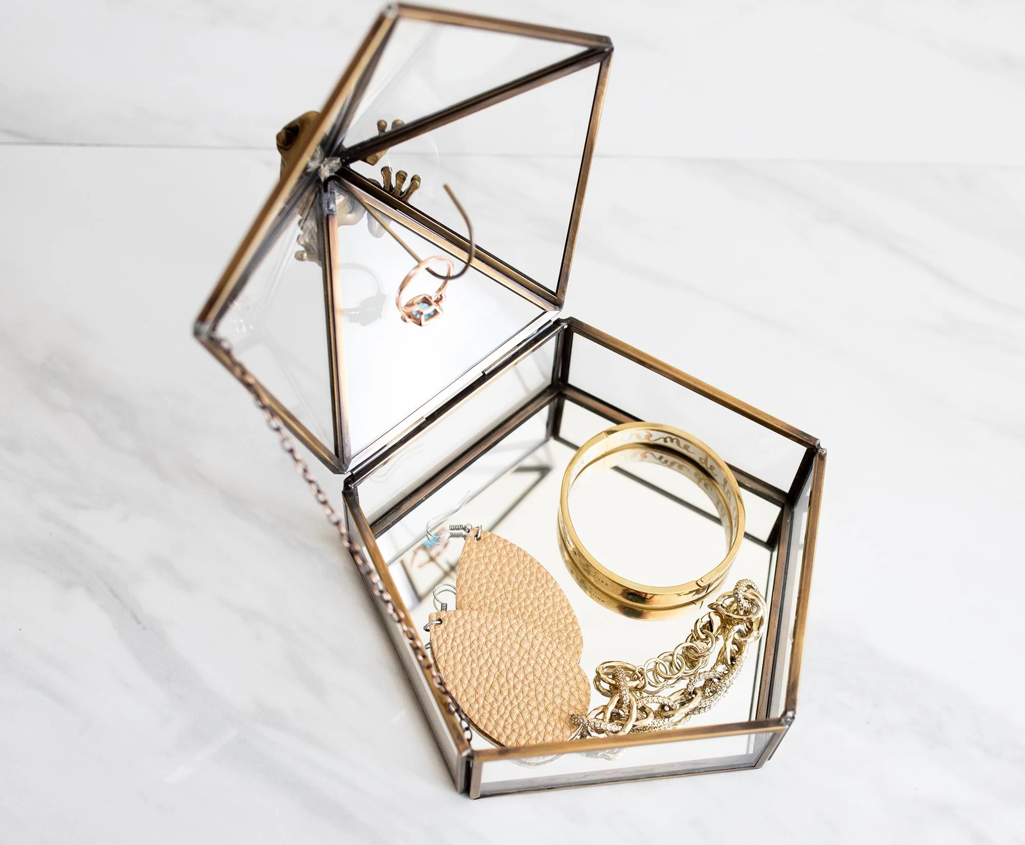 Harry Potter Gold Chocolate Frog Jewelry Box Storage Case Organizer - Image 3