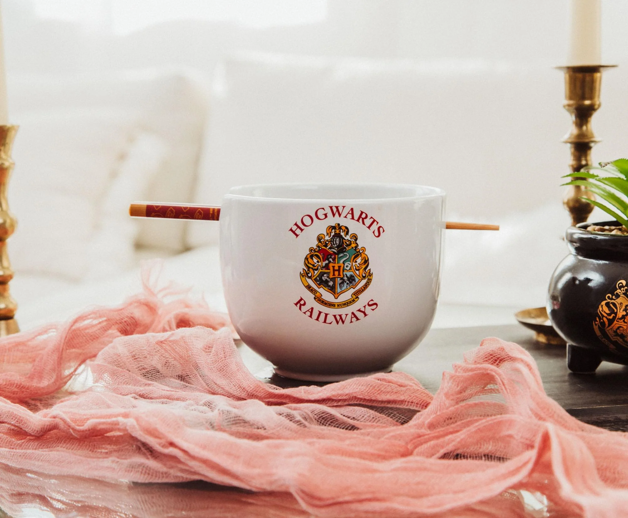 Harry Potter Platform 9 3/4 Dinnerware | 20-Ounce Ramen Bowl and Chopstick Set - Image 5