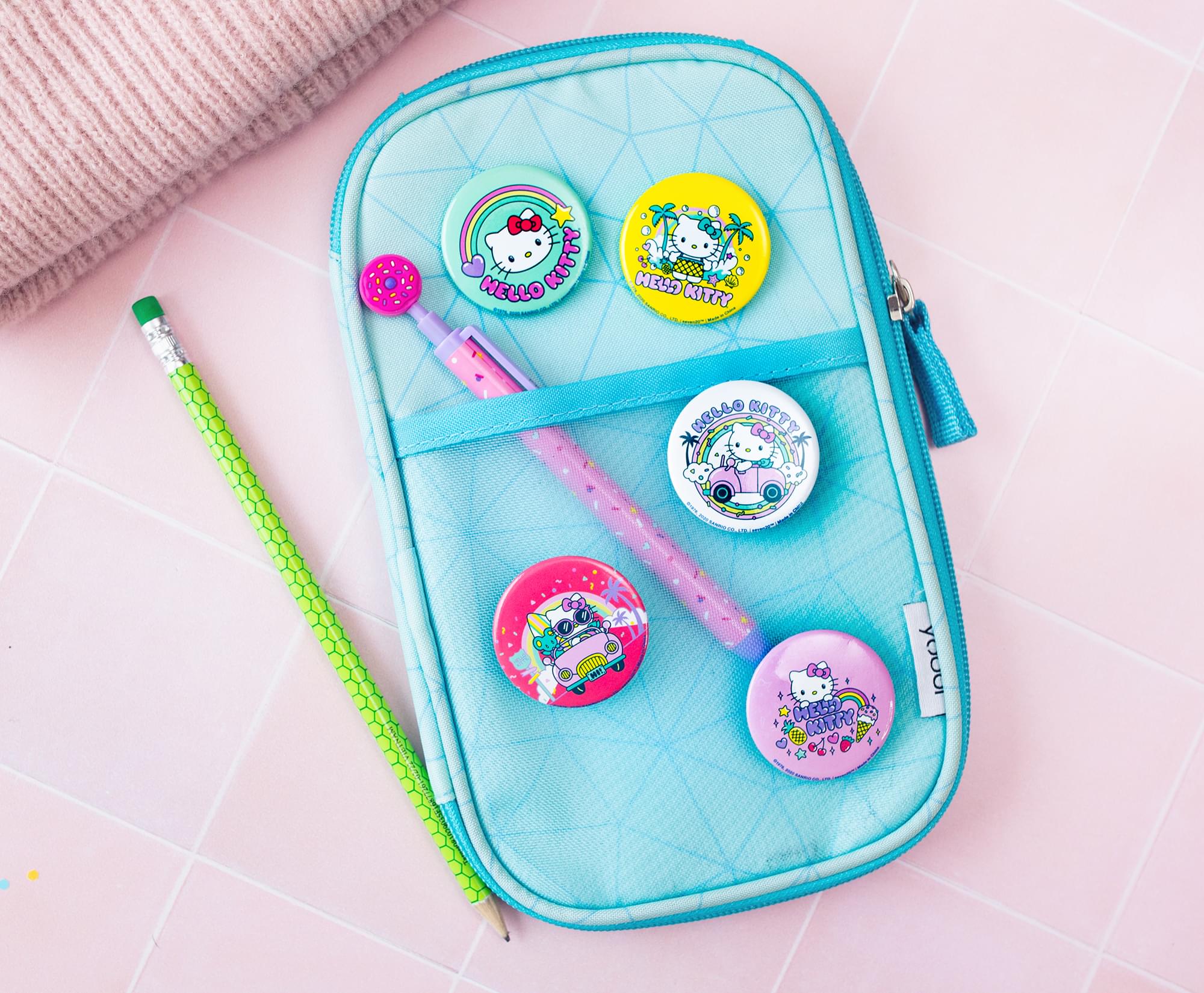 Sanrio Hello Kitty Pretty Pastels 5-Piece Tin Pin Button Set - Image 9