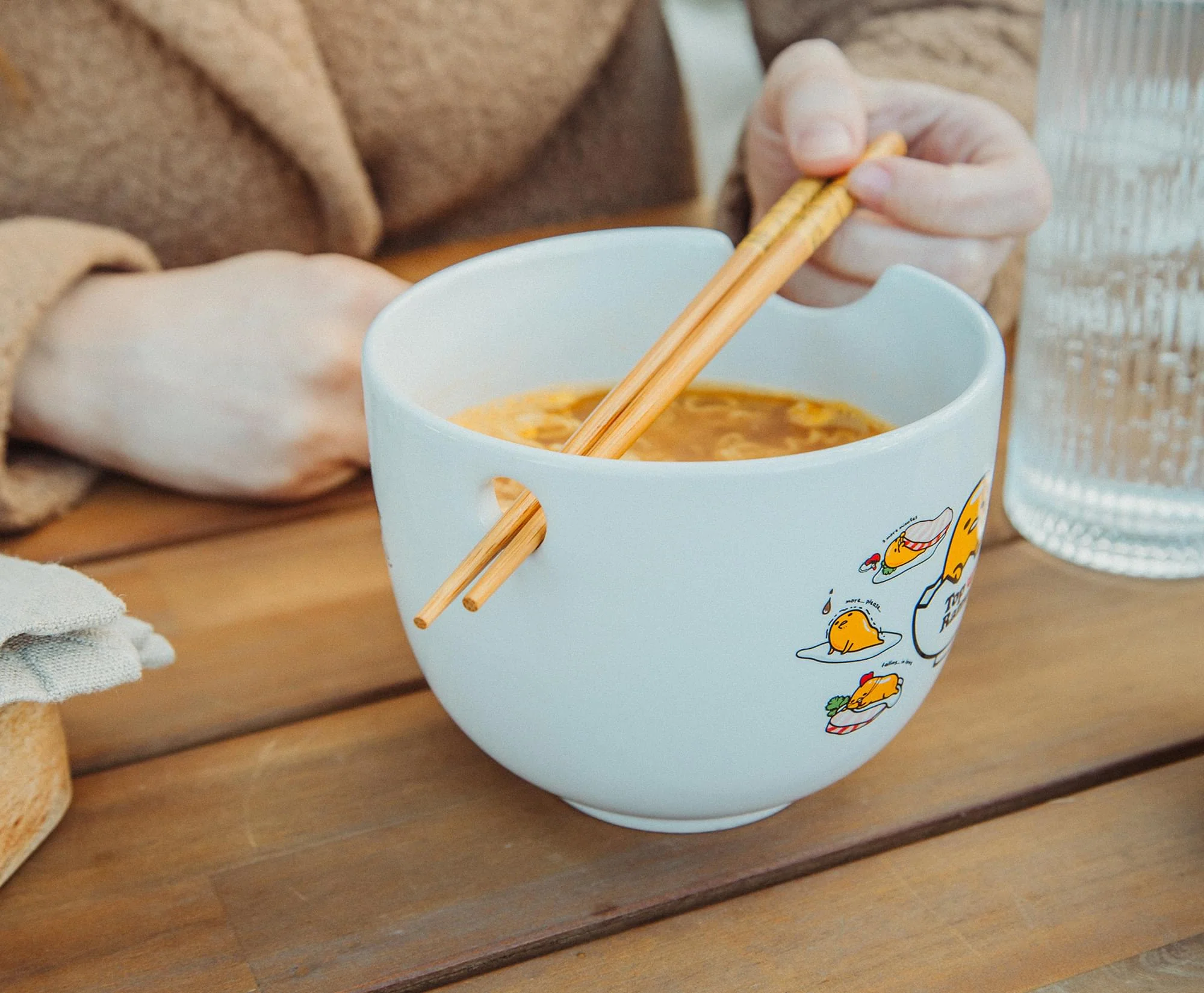 Sanrio Gudetama x Nissin Top Ramen Yolk Poses 20-Ounce Ramen Bowl With Chopsticks - Image 5
