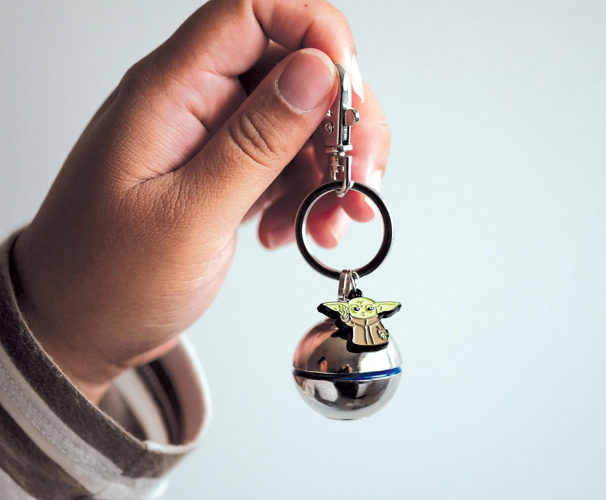 Star Wars: The Mandalorian Razor Crest 3D Shifter Knob with Grogu Keychain - Image 5